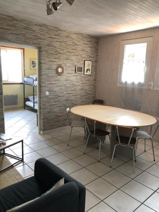 Le Petit Gite De Javernieres Etage Villie-Morgon Exterior photo